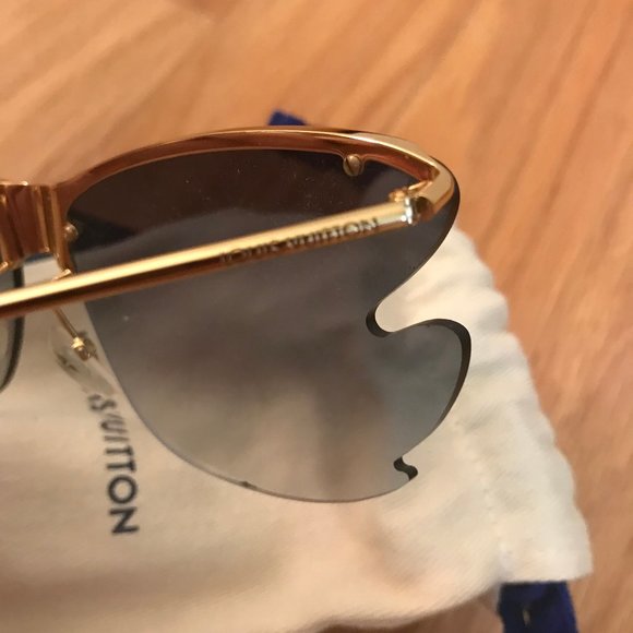 Louis Vuitton Black and Gold Sunglasses - Picture 5 of 13